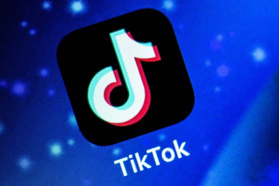 TikTok a introdus un filtru care foloseşte realitatea augmentată