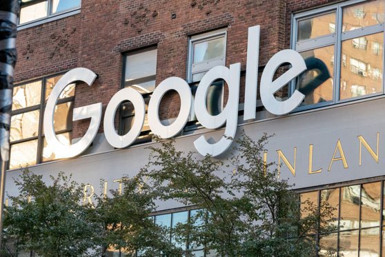 Monopol Google pe piaţa italiană. Compania a fost sancţionată cu 100 milioane de euro de autoritatea pentru concurenţă