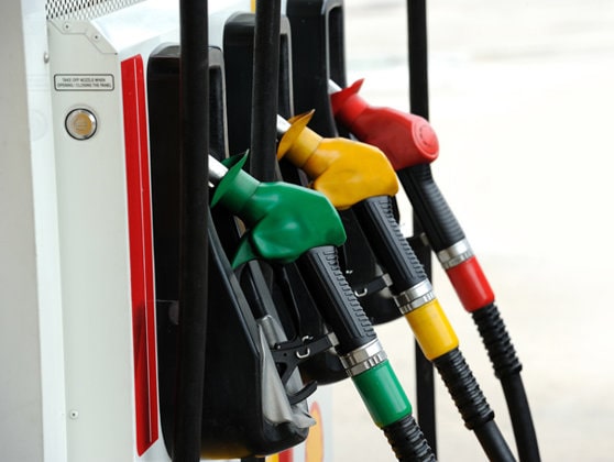 Motorină versus benzină – cine va câştiga „războiul” carburanţilor pe burse? – analiză