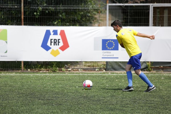 Federaţia Română de Fotbal, parteneră în trei noi proiecte europene